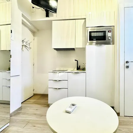 Apartament Croisette Studio, Palais Des Festivals And *